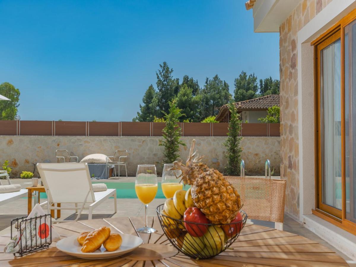 Villa Terra - Laganas Stone Villas Екстер'єр фото