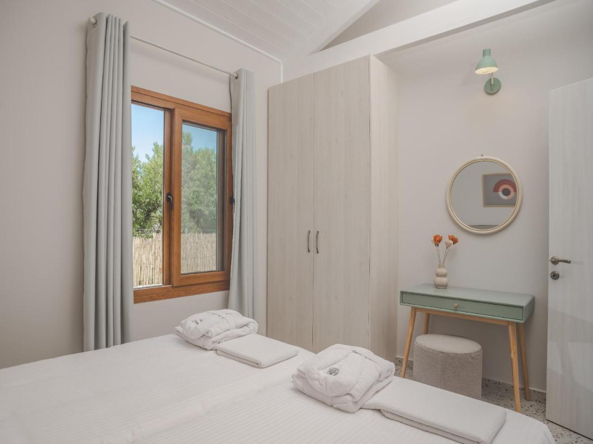 Villa Terra - Laganas Stone Villas Екстер'єр фото